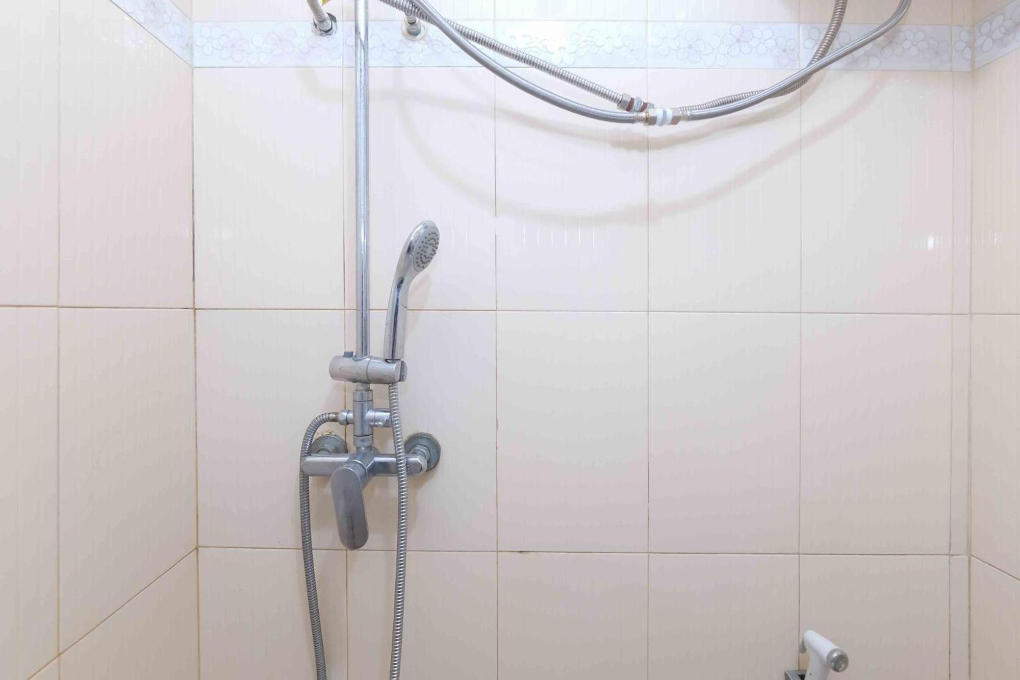 Comfort And Simple 2br At Pakubuwono Terrace By Travelio Appartement *