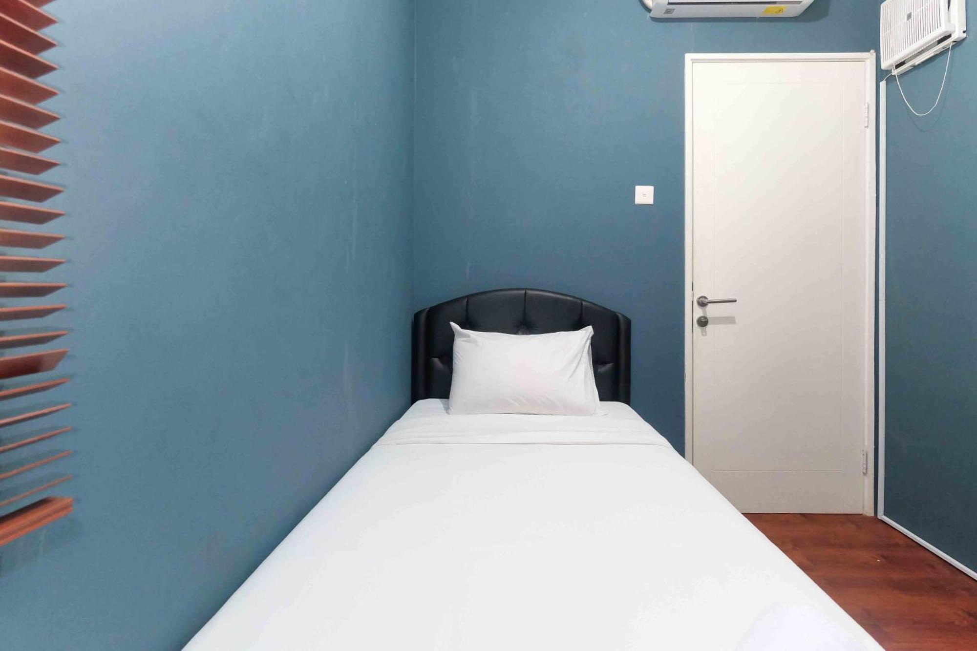 Comfort And Simple 2br At Pakubuwono Terrace By Travelio