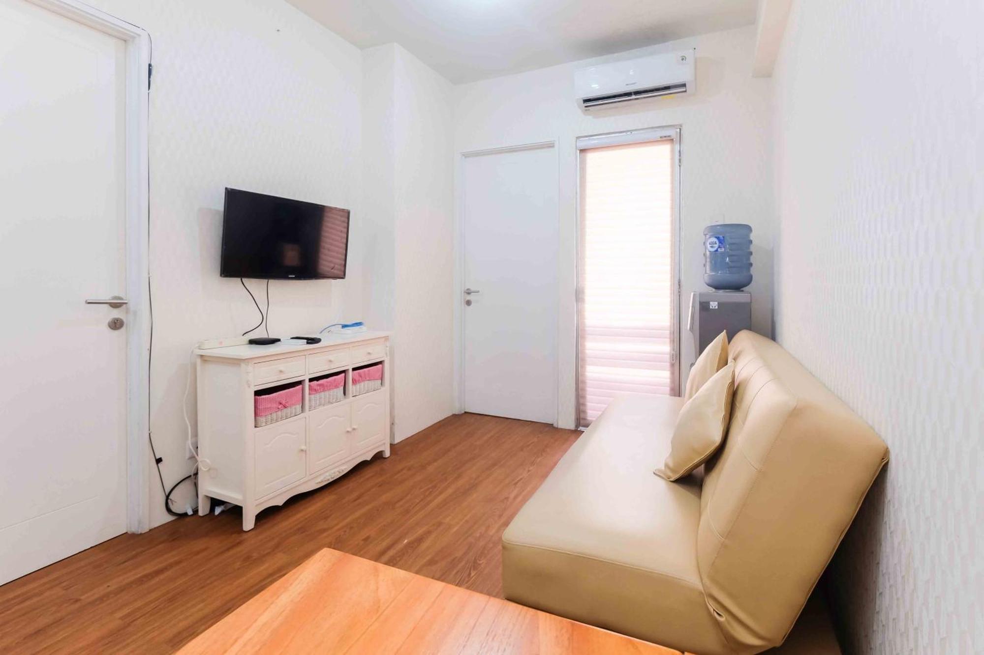 Comfort And Simple 2br At Pakubuwono Terrace By Travelio Appartement *